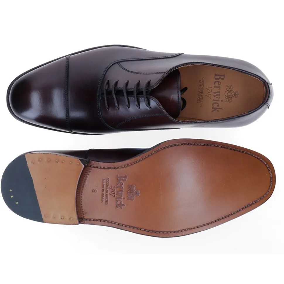 t_nomera_dunkelbraune_2.webp Berwick 1707 Oxford^5217-T09 NOMERA DUNKELBRAUNE